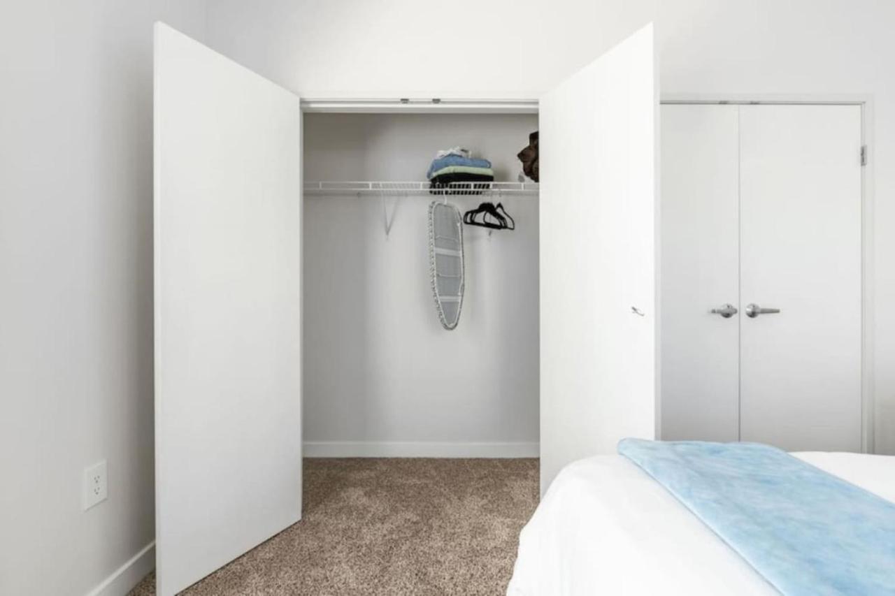 Downtown Indy Private - Shared *